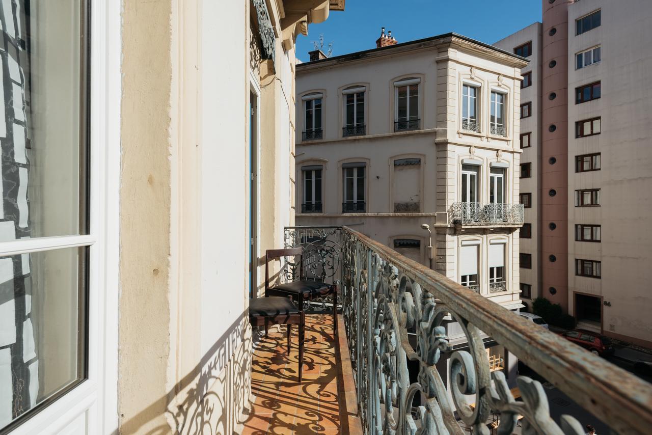 Dify Joli - Place Des Brotteaux Lyon Exterior photo